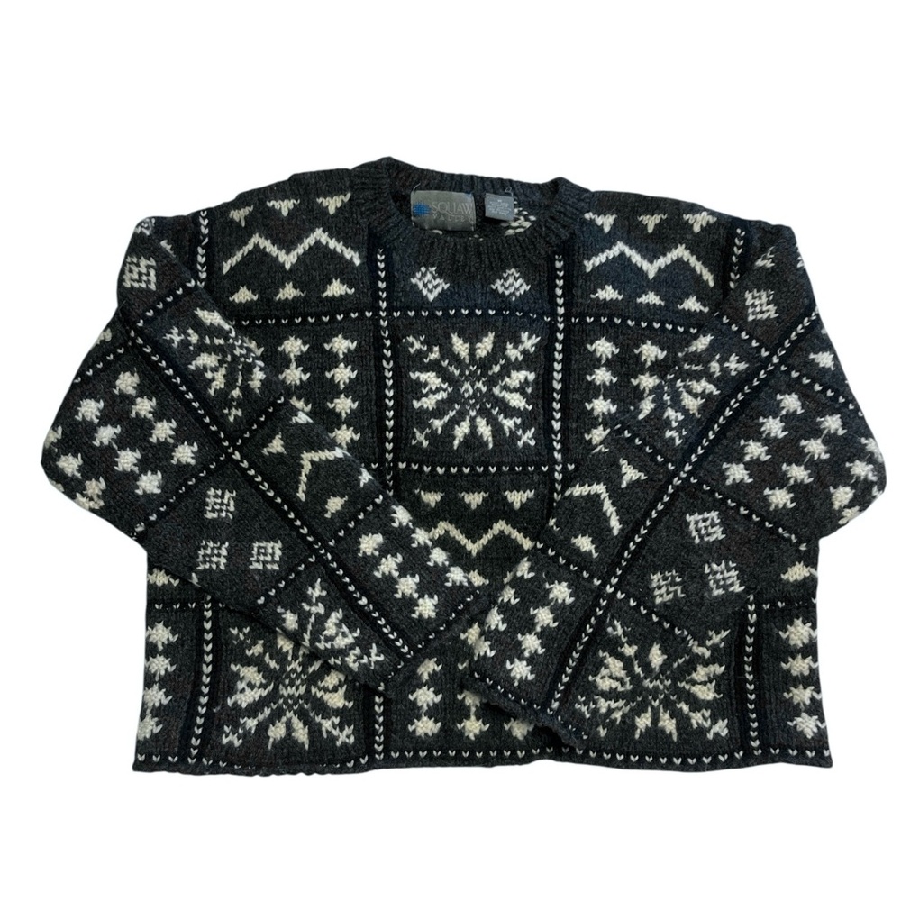 VINTAGE SQUAW VALLEY 100% wool crewneck sweater size medium